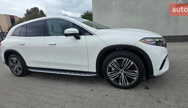 Мерседес EQS SUV, объемом двигателя 0 л и пробегом 27 тыс. км за 54900 $, фото 4 на Automoto.ua