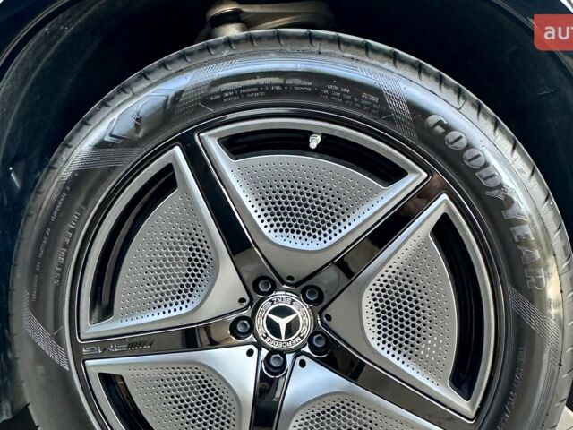 купити нове авто Мерседес EQS SUV 2023 року від офіційного дилера Mercedes-Benz на Набережній Мерседес фото