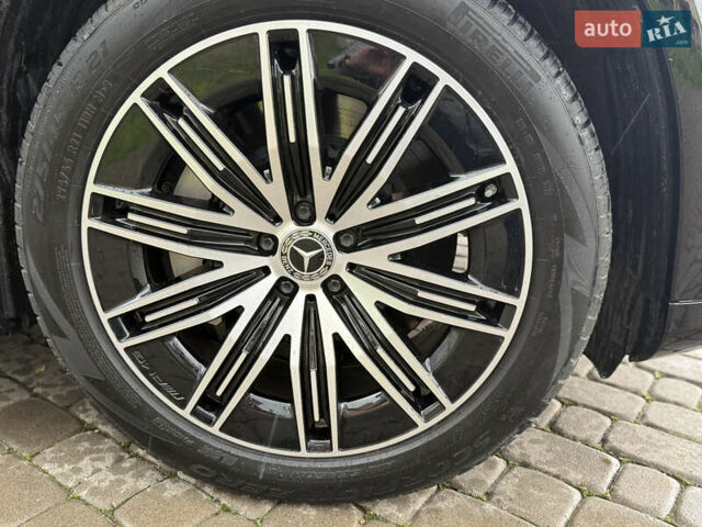 Серый Мерседес EQS SUV, объемом двигателя 0 л и пробегом 26 тыс. км за 61900 $, фото 11 на Automoto.ua