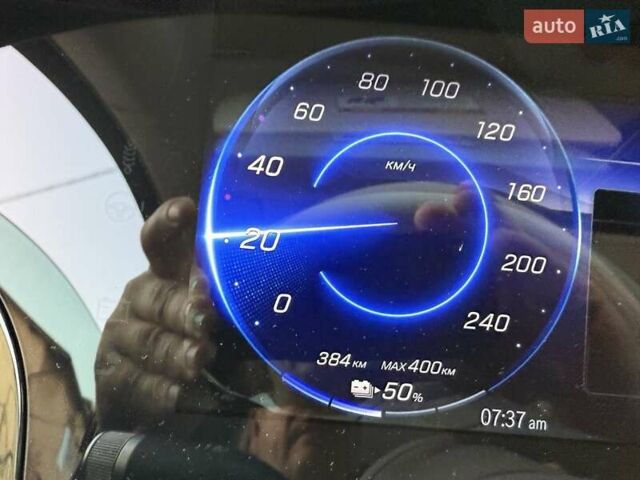 Сірий Мерседес EQS SUV, об'ємом двигуна 0 л та пробігом 27 тис. км за 58900 $, фото 39 на Automoto.ua