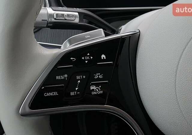 Серый Мерседес EQS SUV, объемом двигателя 0 л и пробегом 42 тыс. км за 59999 $, фото 47 на Automoto.ua