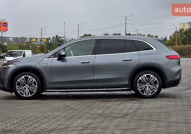 Серый Мерседес EQS SUV, объемом двигателя 0 л и пробегом 42 тыс. км за 59999 $, фото 6 на Automoto.ua