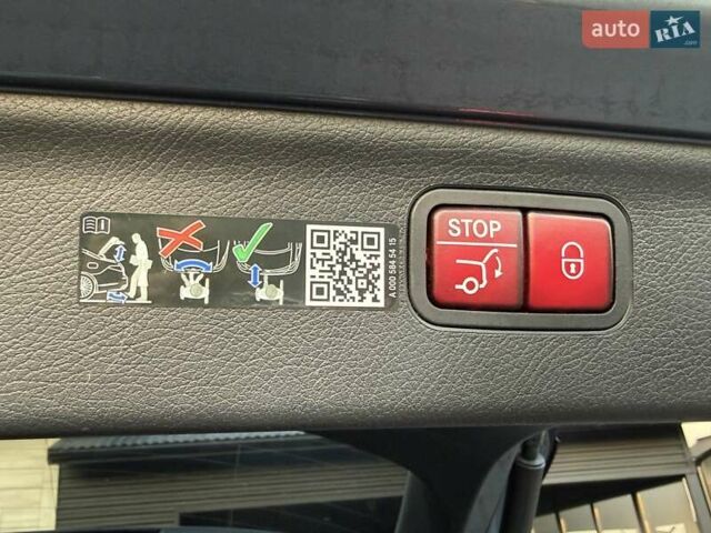 Сірий Мерседес EQS SUV, об'ємом двигуна 0 л та пробігом 27 тис. км за 58900 $, фото 54 на Automoto.ua