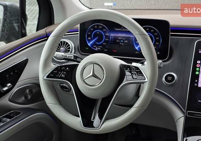 Серый Мерседес EQS SUV, объемом двигателя 0 л и пробегом 42 тыс. км за 59999 $, фото 18 на Automoto.ua