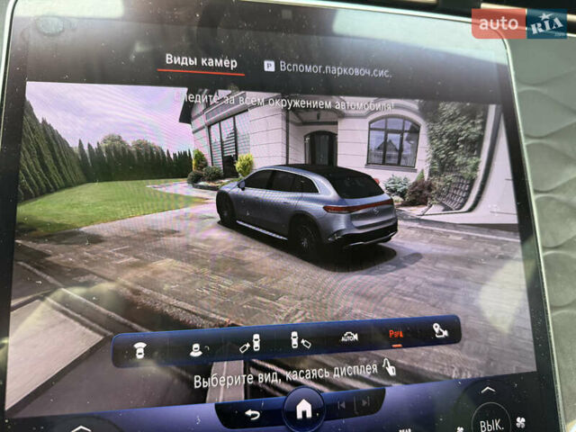 Серый Мерседес EQS SUV, объемом двигателя 0 л и пробегом 26 тыс. км за 61900 $, фото 33 на Automoto.ua