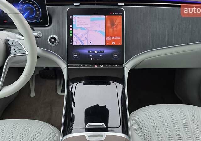 Серый Мерседес EQS SUV, объемом двигателя 0 л и пробегом 42 тыс. км за 59999 $, фото 29 на Automoto.ua
