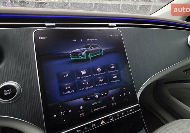 Серый Мерседес EQS SUV, объемом двигателя 0 л и пробегом 42 тыс. км за 59999 $, фото 52 на Automoto.ua