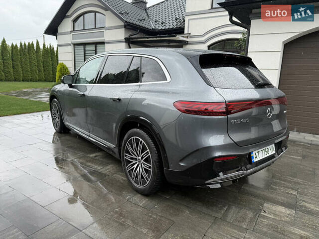 Серый Мерседес EQS SUV, объемом двигателя 0 л и пробегом 26 тыс. км за 61900 $, фото 2 на Automoto.ua