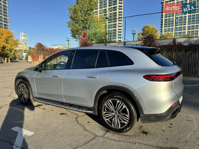 Серый Мерседес EQS SUV, объемом двигателя 0 л и пробегом 31 тыс. км за 72000 $, фото 7 на Automoto.ua