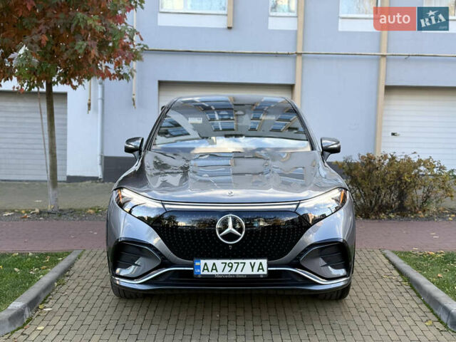 Серый Мерседес EQS SUV, объемом двигателя 0 л и пробегом 16 тыс. км за 85500 $, фото 2 на Automoto.ua