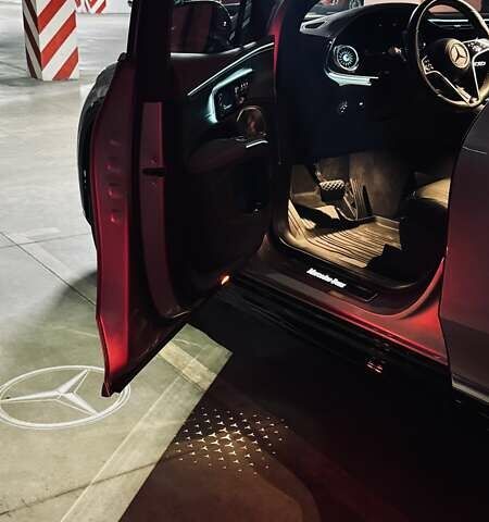 Серый Мерседес EQS SUV, объемом двигателя 0 л и пробегом 27 тыс. км за 78000 $, фото 7 на Automoto.ua