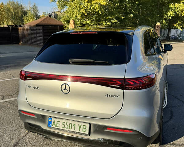 Серый Мерседес EQS SUV, объемом двигателя 0 л и пробегом 31 тыс. км за 72000 $, фото 11 на Automoto.ua