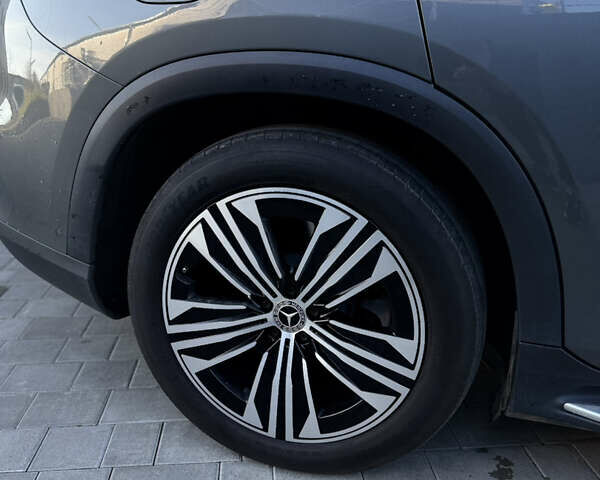 Серый Мерседес EQS SUV, объемом двигателя 0 л и пробегом 31 тыс. км за 57999 $, фото 69 на Automoto.ua
