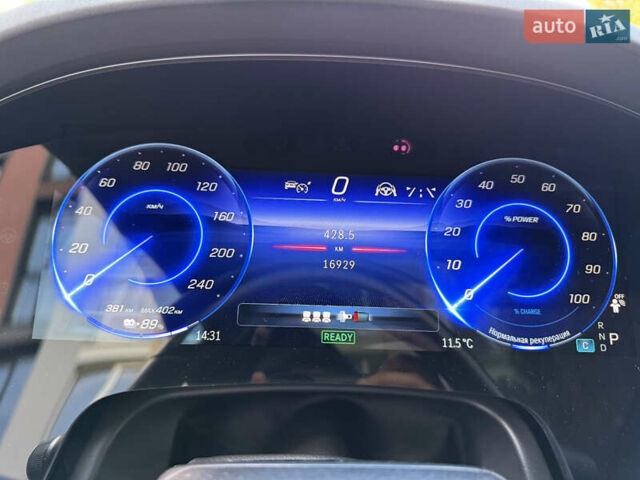 Серый Мерседес EQS SUV, объемом двигателя 0 л и пробегом 16 тыс. км за 85500 $, фото 31 на Automoto.ua