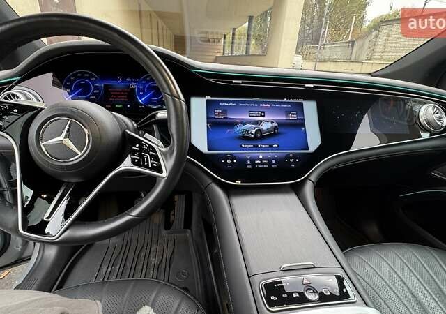 Серый Мерседес EQS SUV, объемом двигателя 0 л и пробегом 27 тыс. км за 78000 $, фото 8 на Automoto.ua