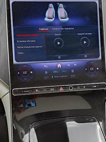 Серый Мерседес EQS SUV, объемом двигателя 0 л и пробегом 19 тыс. км за 59000 $, фото 25 на Automoto.ua