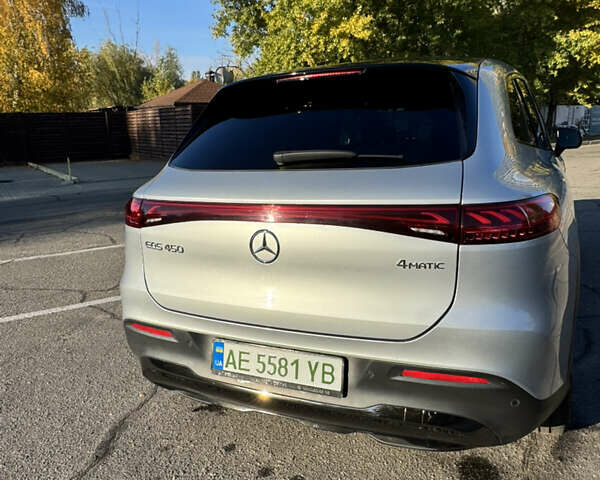 Серый Мерседес EQS SUV, объемом двигателя 0 л и пробегом 31 тыс. км за 72000 $, фото 26 на Automoto.ua