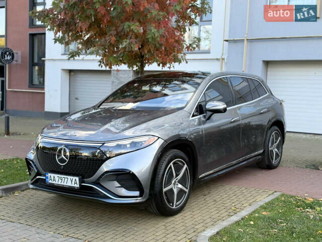 Серый Мерседес EQS SUV, объемом двигателя 0 л и пробегом 16 тыс. км за 85500 $, фото 1 на Automoto.ua