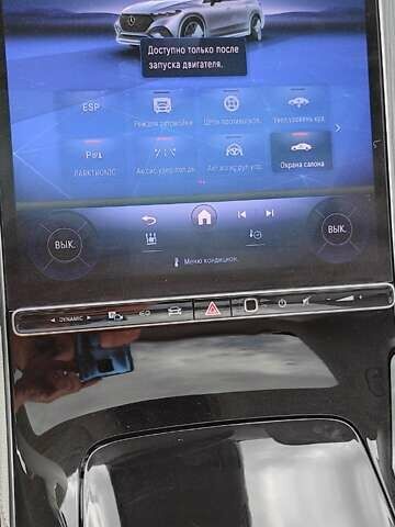 Серый Мерседес EQS SUV, объемом двигателя 0 л и пробегом 19 тыс. км за 59000 $, фото 17 на Automoto.ua