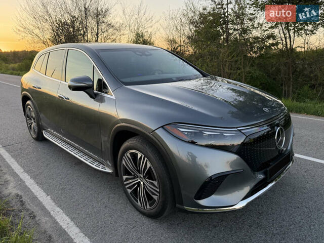 Серый Мерседес EQS SUV, объемом двигателя 0 л и пробегом 2 тыс. км за 65500 $, фото 7 на Automoto.ua