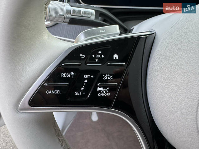 Синий Мерседес EQS SUV, объемом двигателя 0 л и пробегом 24 тыс. км за 68000 $, фото 49 на Automoto.ua