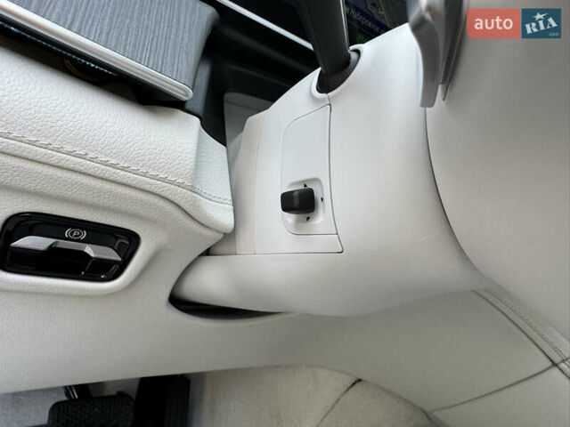 Синий Мерседес EQS SUV, объемом двигателя 0 л и пробегом 24 тыс. км за 68000 $, фото 48 на Automoto.ua