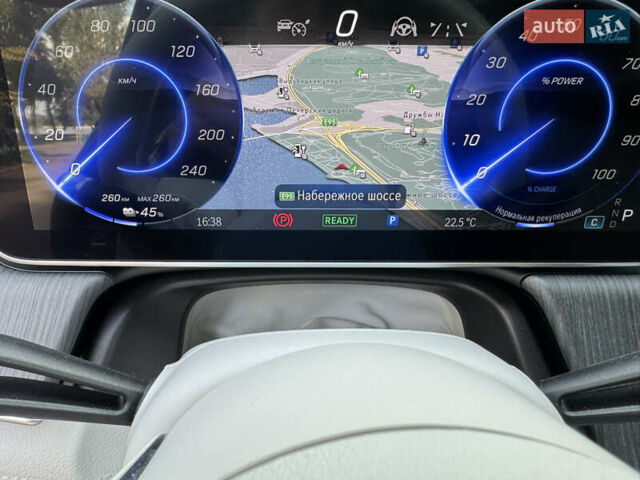 Синий Мерседес EQS SUV, объемом двигателя 0 л и пробегом 24 тыс. км за 68000 $, фото 51 на Automoto.ua