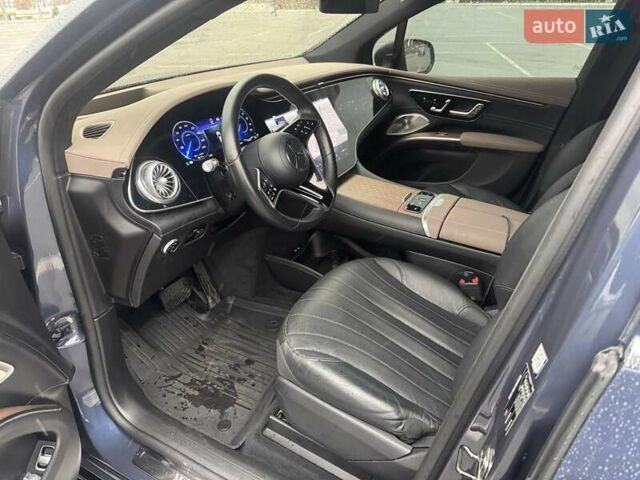 Синий Мерседес EQS SUV, объемом двигателя 0 л и пробегом 19 тыс. км за 70000 $, фото 12 на Automoto.ua