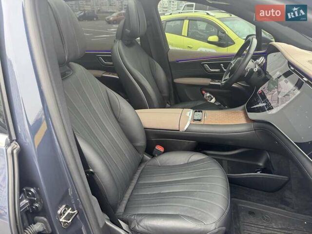 Синий Мерседес EQS SUV, объемом двигателя 0 л и пробегом 19 тыс. км за 71000 $, фото 17 на Automoto.ua