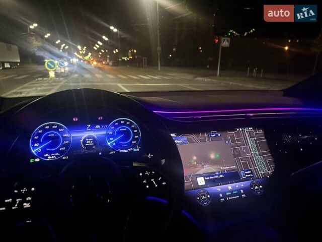 Синий Мерседес EQS SUV, объемом двигателя 0 л и пробегом 19 тыс. км за 70000 $, фото 33 на Automoto.ua