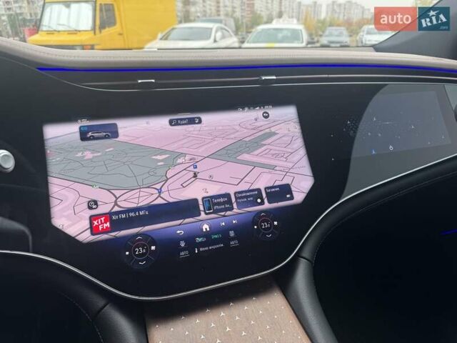 Синий Мерседес EQS SUV, объемом двигателя 0 л и пробегом 19 тыс. км за 71000 $, фото 26 на Automoto.ua