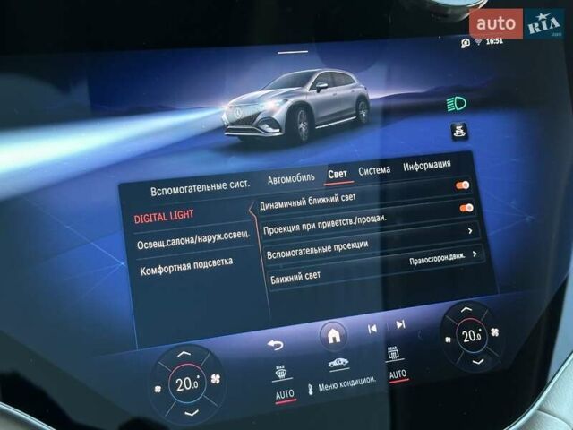 Синий Мерседес EQS SUV, объемом двигателя 0 л и пробегом 16 тыс. км за 102999 $, фото 38 на Automoto.ua