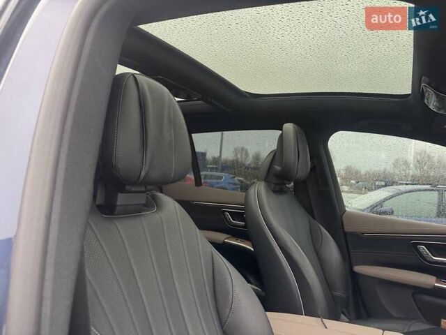 Синий Мерседес EQS SUV, объемом двигателя 0 л и пробегом 19 тыс. км за 70000 $, фото 16 на Automoto.ua