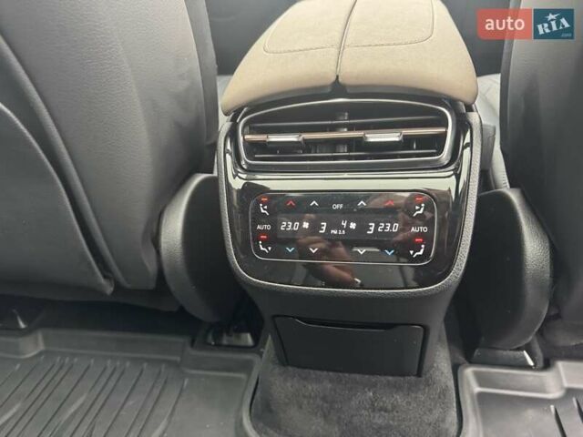 Синий Мерседес EQS SUV, объемом двигателя 0 л и пробегом 19 тыс. км за 71000 $, фото 23 на Automoto.ua