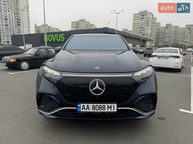 Синий Мерседес EQS SUV, объемом двигателя 0 л и пробегом 19 тыс. км за 71000 $, фото 1 на Automoto.ua