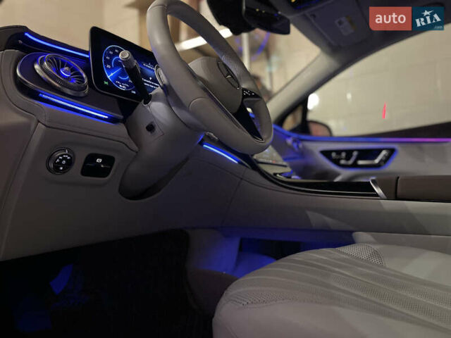 Синий Мерседес EQS SUV, объемом двигателя 0 л и пробегом 31 тыс. км за 67000 $, фото 54 на Automoto.ua
