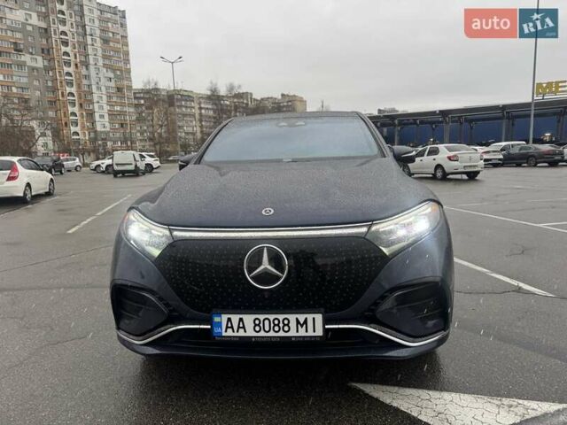 Синий Мерседес EQS SUV, объемом двигателя 0 л и пробегом 19 тыс. км за 70000 $, фото 1 на Automoto.ua