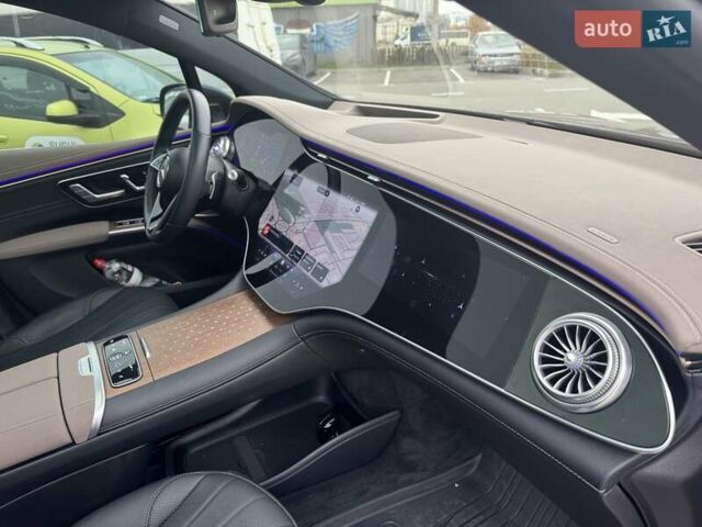 Синий Мерседес EQS SUV, объемом двигателя 0 л и пробегом 19 тыс. км за 71000 $, фото 18 на Automoto.ua