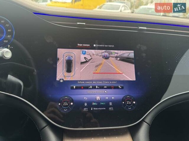 Синий Мерседес EQS SUV, объемом двигателя 0 л и пробегом 19 тыс. км за 71000 $, фото 27 на Automoto.ua