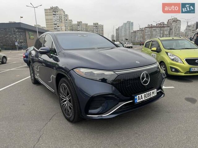 Синий Мерседес EQS SUV, объемом двигателя 0 л и пробегом 19 тыс. км за 71000 $, фото 3 на Automoto.ua