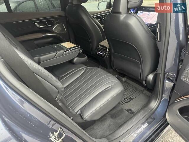 Синий Мерседес EQS SUV, объемом двигателя 0 л и пробегом 19 тыс. км за 70000 $, фото 18 на Automoto.ua