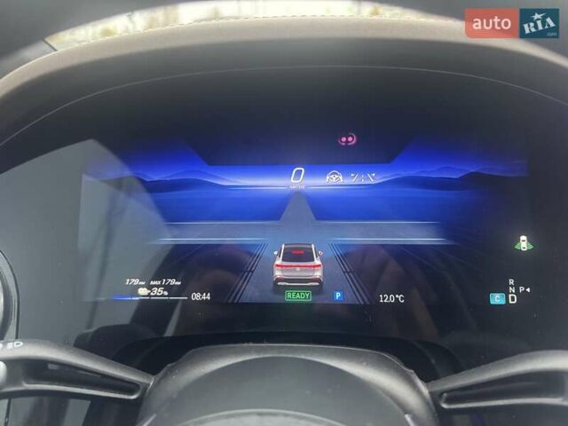 Синий Мерседес EQS SUV, объемом двигателя 0 л и пробегом 19 тыс. км за 70000 $, фото 30 на Automoto.ua