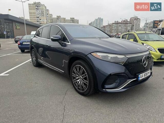 Синий Мерседес EQS SUV, объемом двигателя 0 л и пробегом 19 тыс. км за 71000 $, фото 4 на Automoto.ua