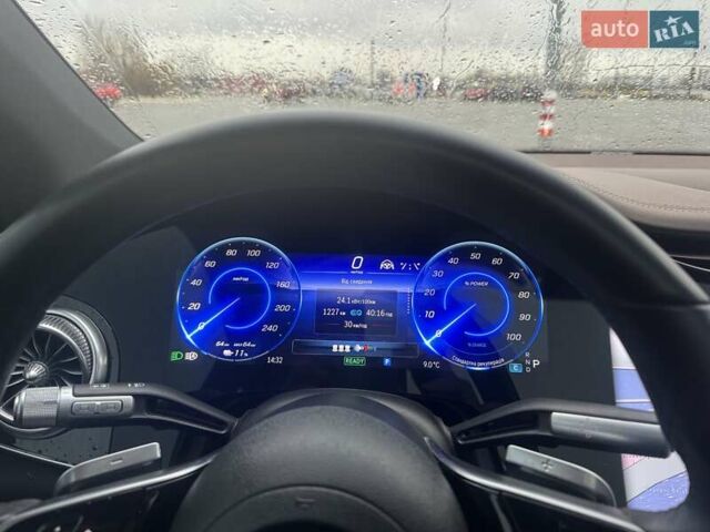 Синий Мерседес EQS SUV, объемом двигателя 0 л и пробегом 19 тыс. км за 70000 $, фото 24 на Automoto.ua