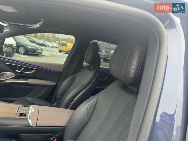 Синий Мерседес EQS SUV, объемом двигателя 0 л и пробегом 19 тыс. км за 71000 $, фото 13 на Automoto.ua