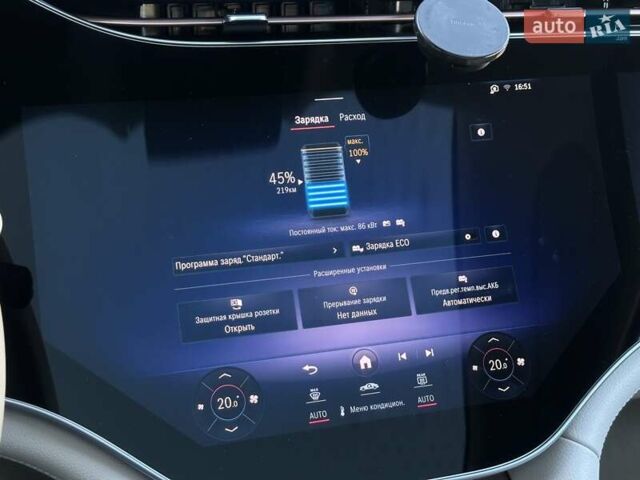 Синий Мерседес EQS SUV, объемом двигателя 0 л и пробегом 16 тыс. км за 102999 $, фото 34 на Automoto.ua