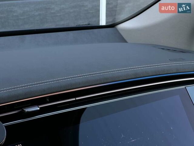 Синий Мерседес EQS SUV, объемом двигателя 0 л и пробегом 16 тыс. км за 102999 $, фото 63 на Automoto.ua