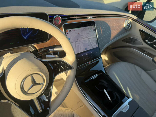 Зеленый Мерседес EQS SUV, объемом двигателя 0 л и пробегом 39 тыс. км за 55600 $, фото 14 на Automoto.ua