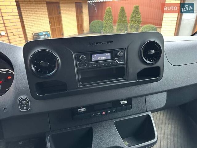 Білий Мерседес eSprinter, об'ємом двигуна 0 л та пробігом 32 тис. км за 19300 $, фото 40 на Automoto.ua