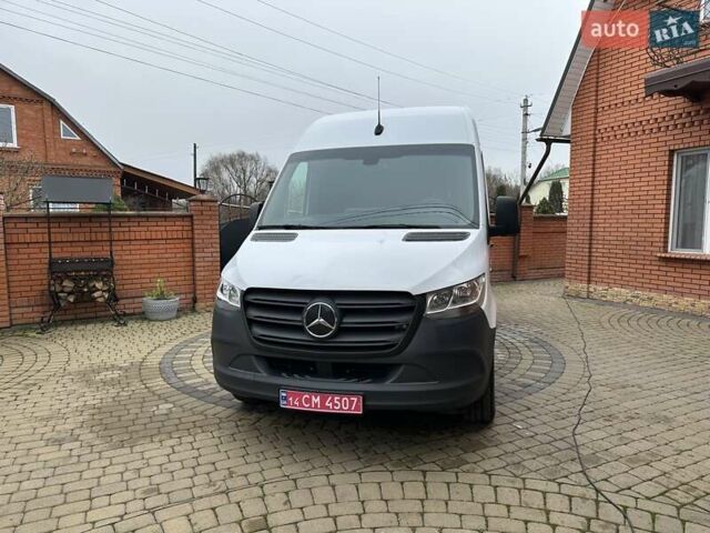 Білий Мерседес eSprinter, об'ємом двигуна 0 л та пробігом 32 тис. км за 19300 $, фото 2 на Automoto.ua